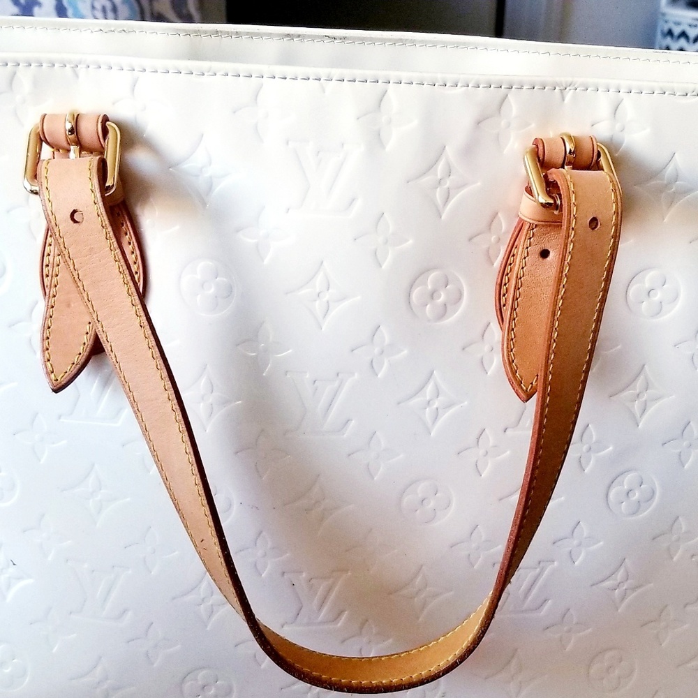 Authentic LV Houston Handbag